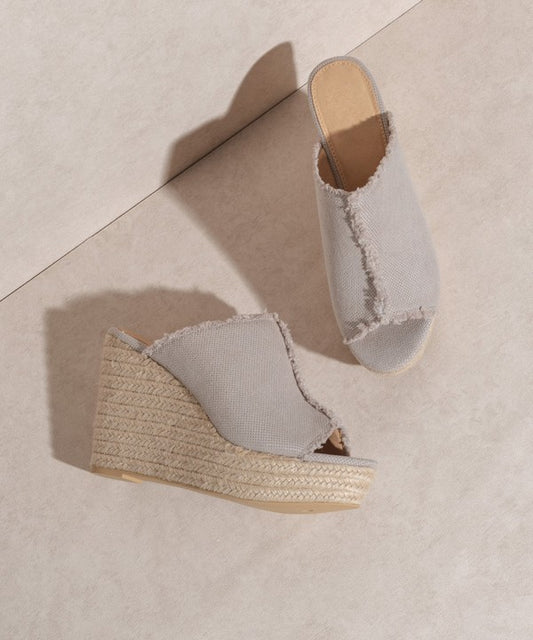 Bliss Distressed Linen Wedge